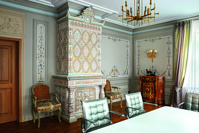 Хорошо забытое: новая жизнь интерьера дворянского дома